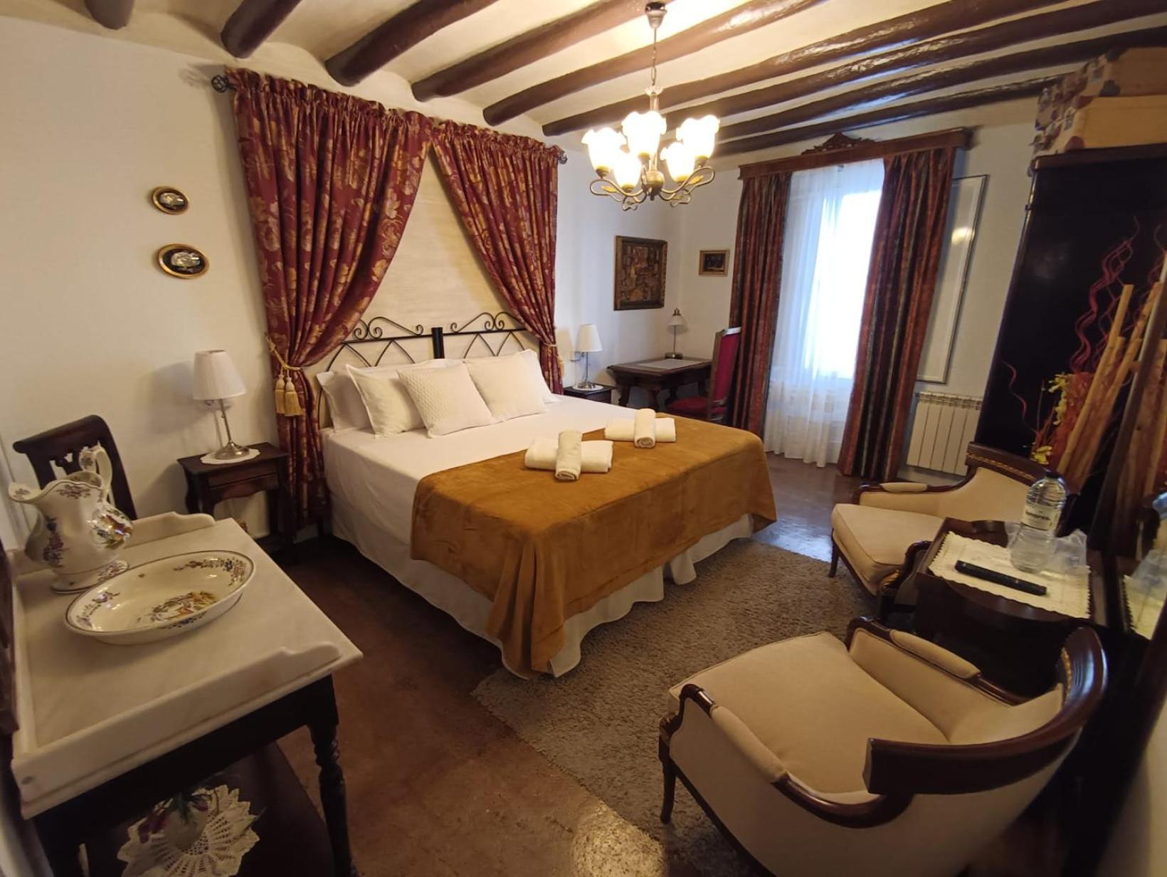Casa Rural La Casona Urrea de Gaen Luaran gambar
