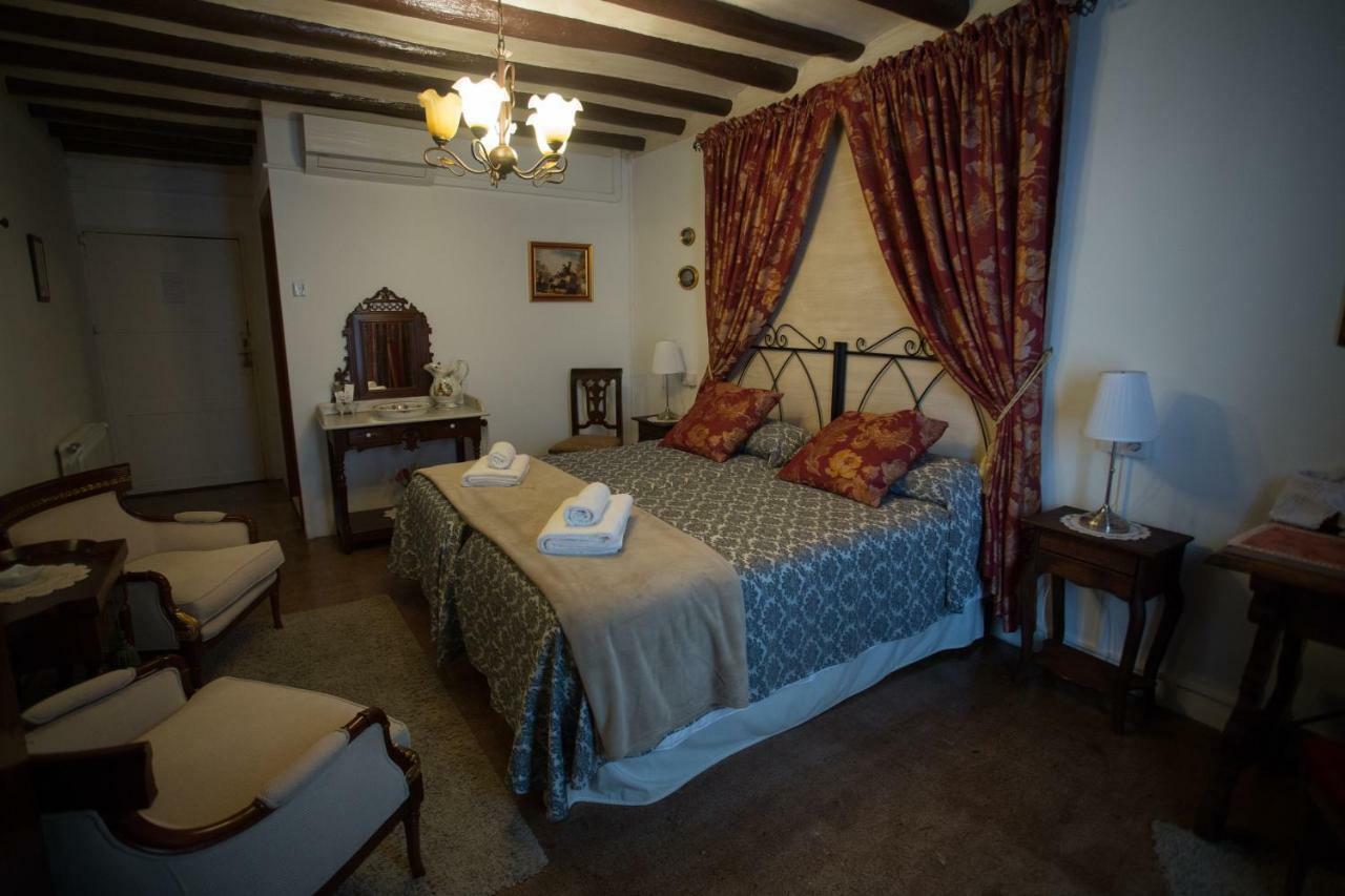 Casa Rural La Casona Urrea de Gaen Luaran gambar